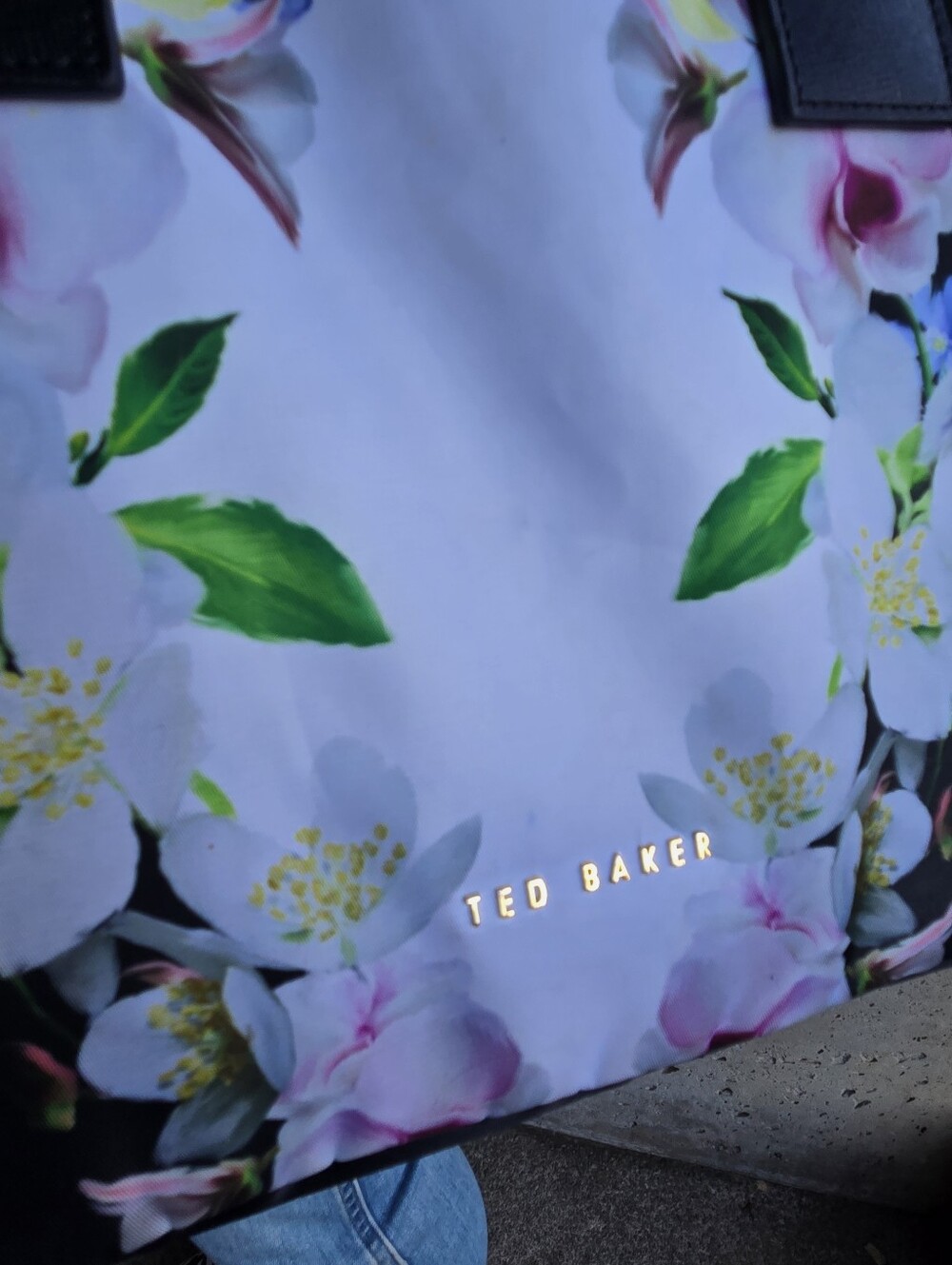 Ted Baker Floral Weekender Bag - Picture 6 of 14